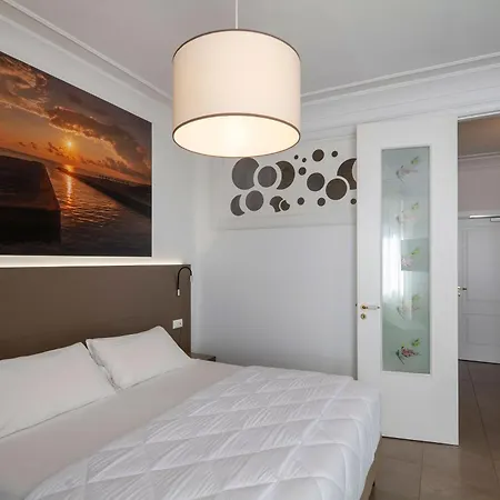 Delle Palme Hotell 4*