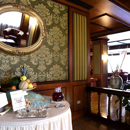 Delle Palme Λέτσε