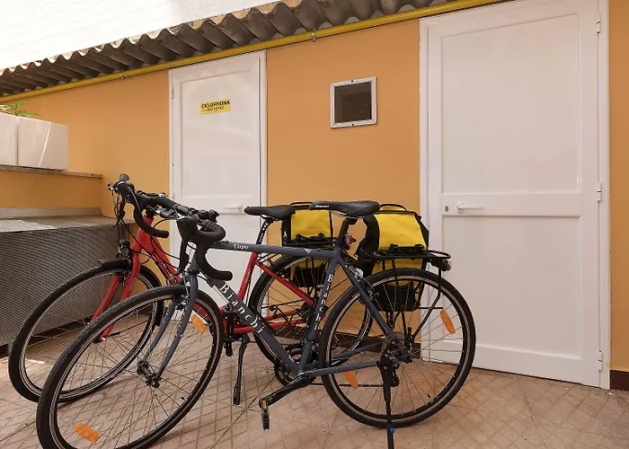 Delle Palme فندق ليتشي